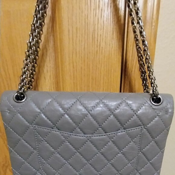 Source Unknown Quilted Gray Handbag Double flap Bag silver chain - Picture 3 of 6